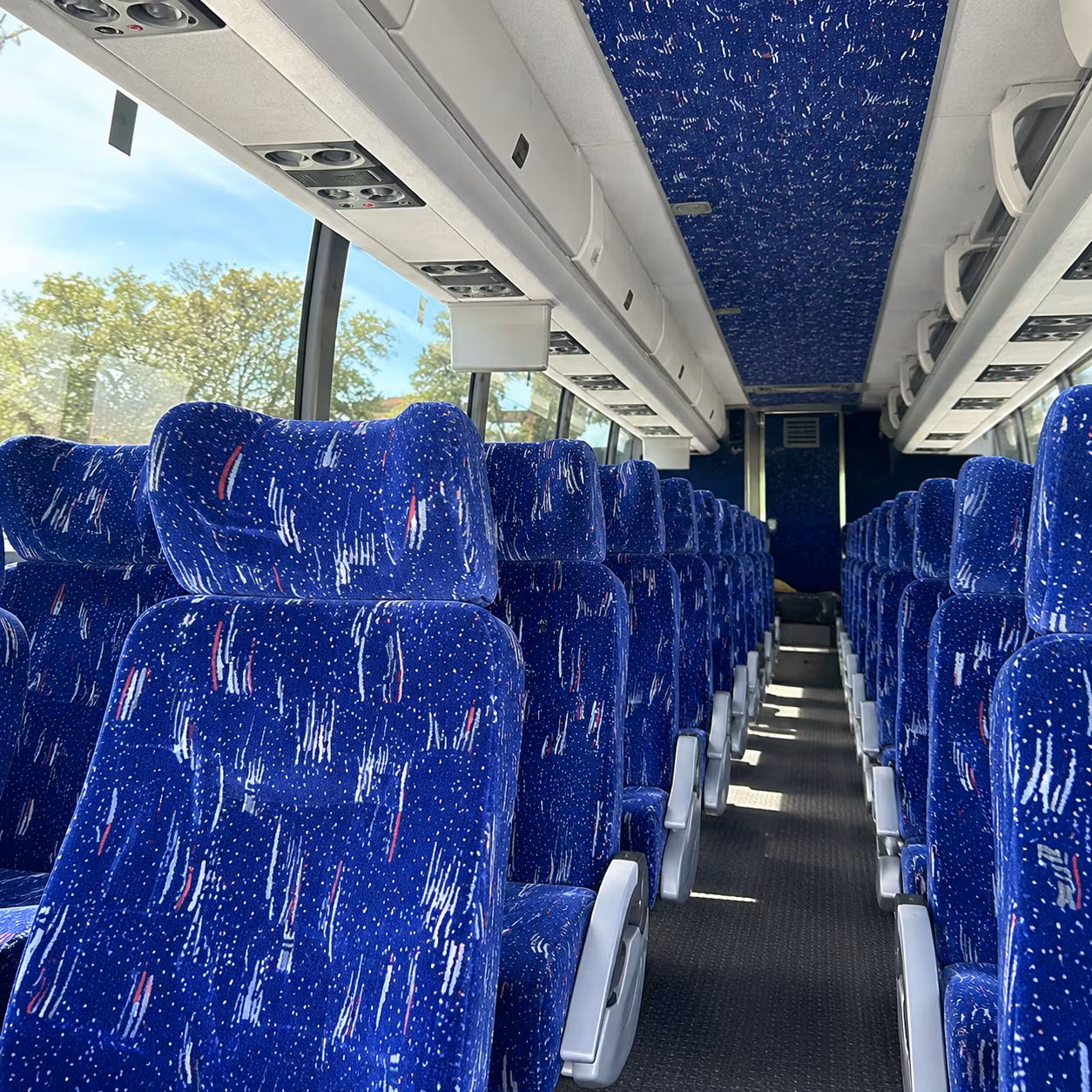 charter buses for pompano beach youth group retreats and events