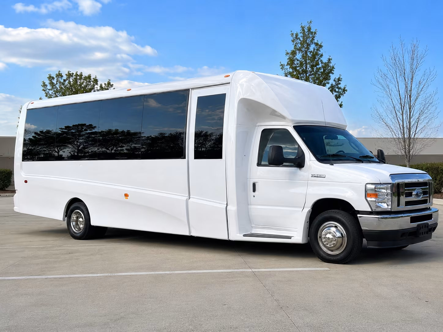corporate airport transfer buses to fort lauderdale hollywood international fll