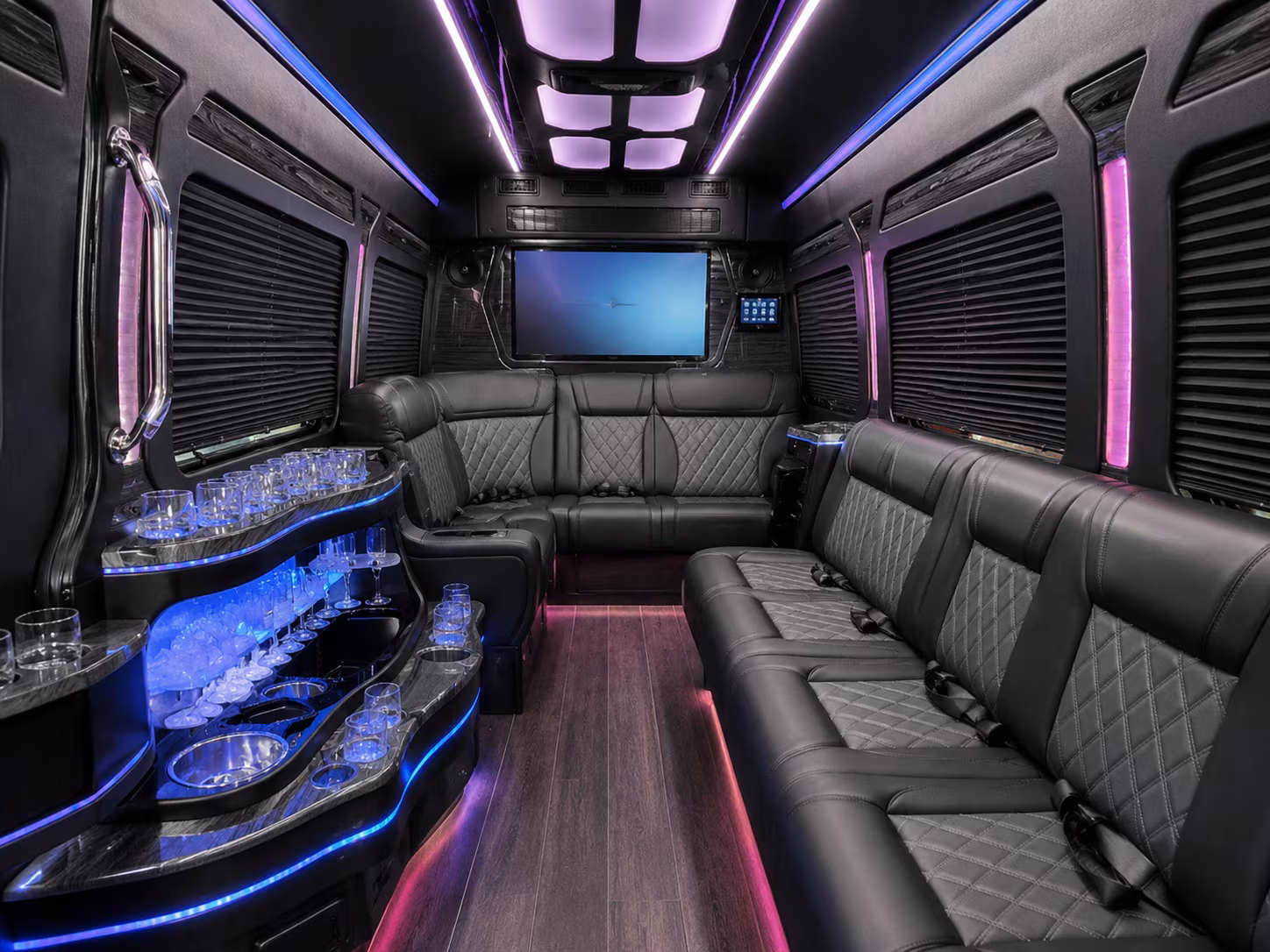 high school and college field trip bus rentals in pompano beach