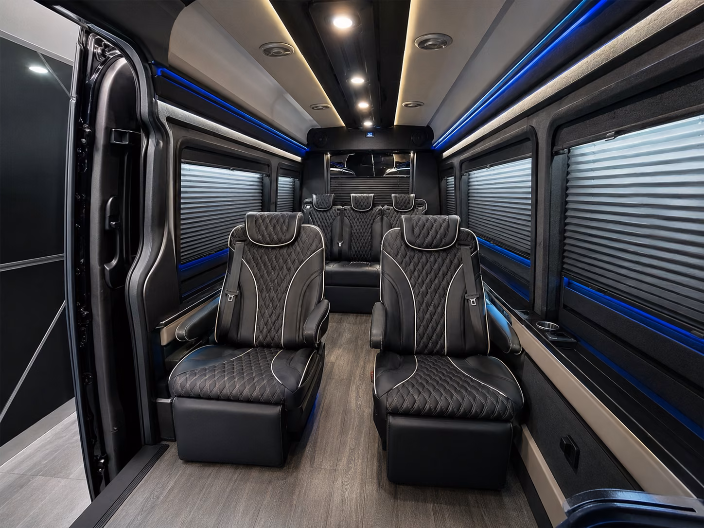 hotel resort shuttle buses between fll and pompano beach