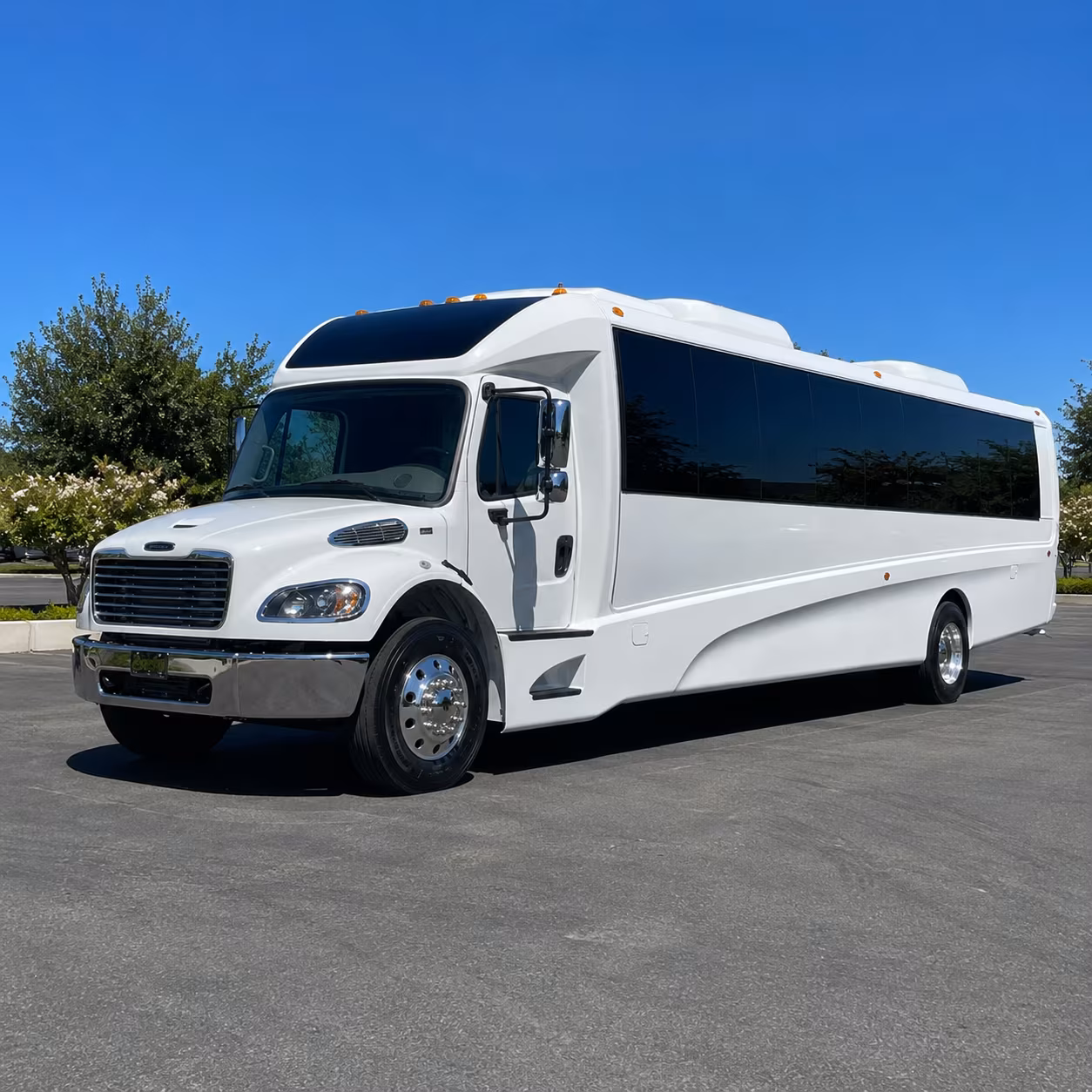 pompano beach 28 passenger minibus