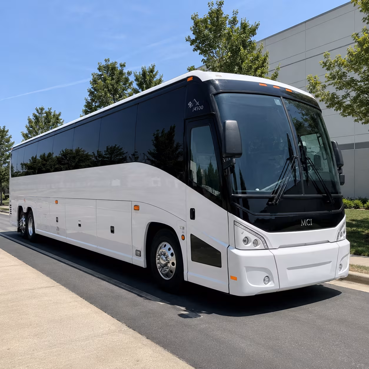 pompano beach employee shuttle buses for industrial and warehouse groups