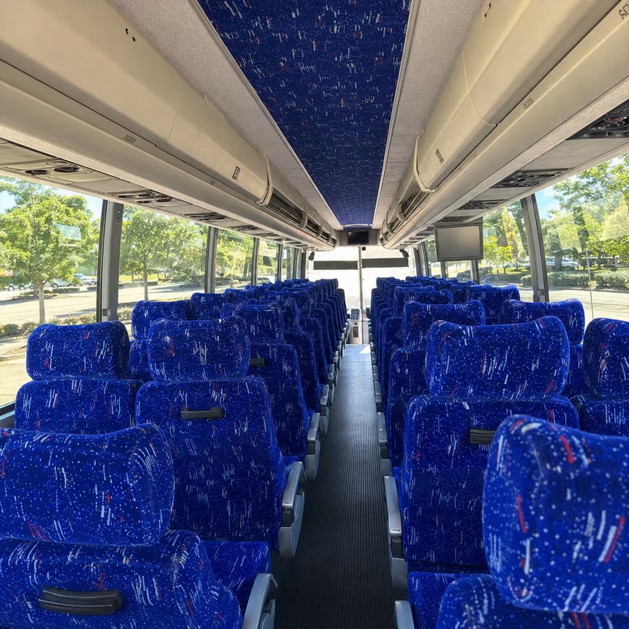 weekly worship shuttle buses for pompano beach congregations
